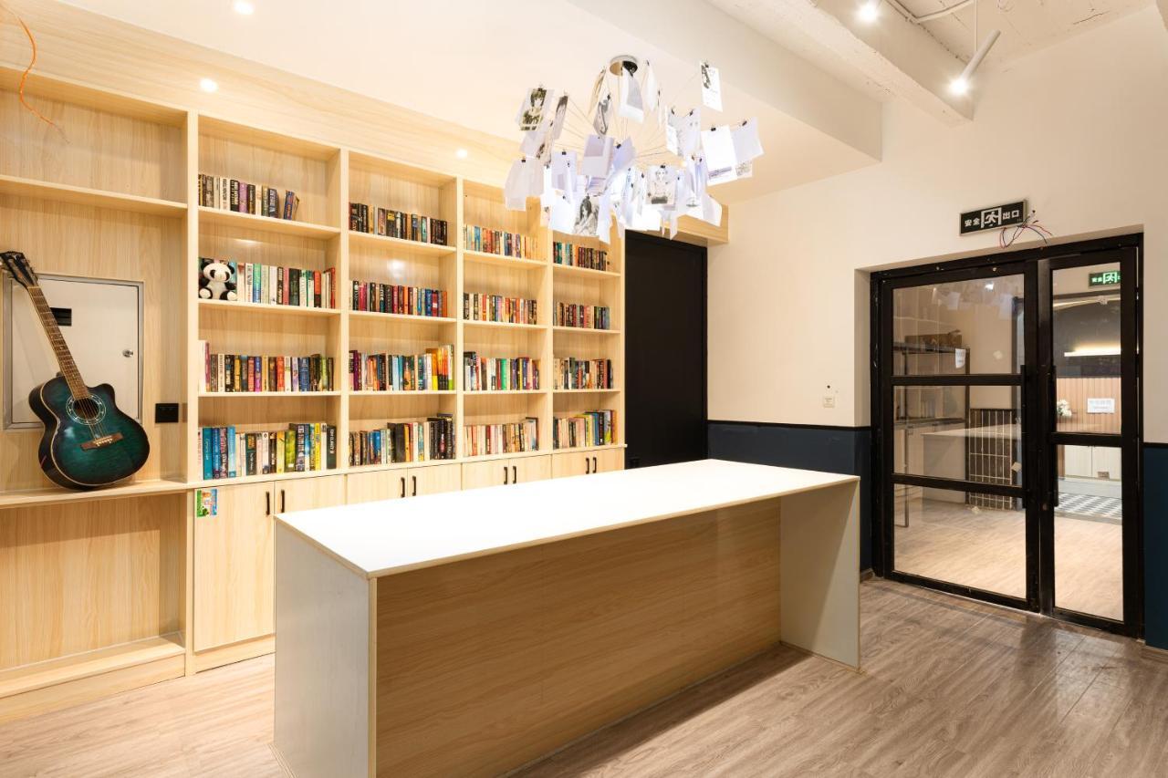 Hello Chengdu International Youth Hostel المظهر الخارجي الصورة